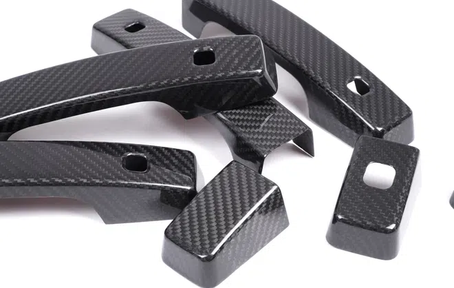 Custom carbon fiber automotive component — Land Rover gallery photo 3