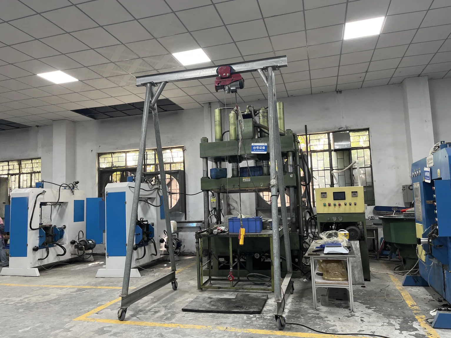Real JOHHAR factory composite manufacturing machine and press equipment