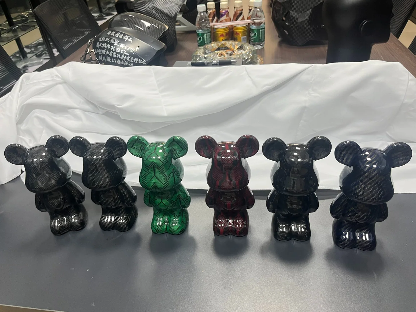 Decorative figures in multiple finishes