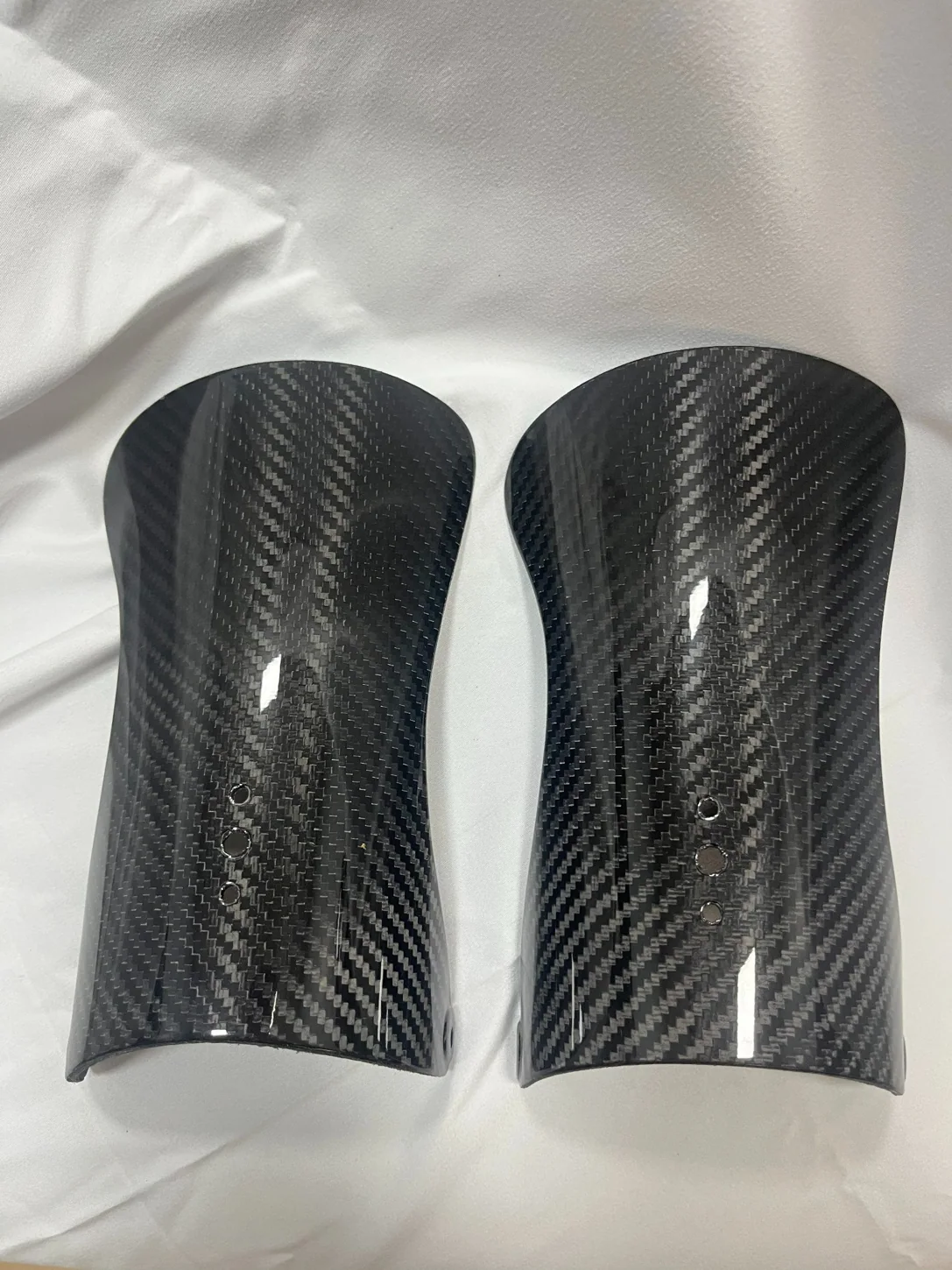 Carbon fiber sports shin guards